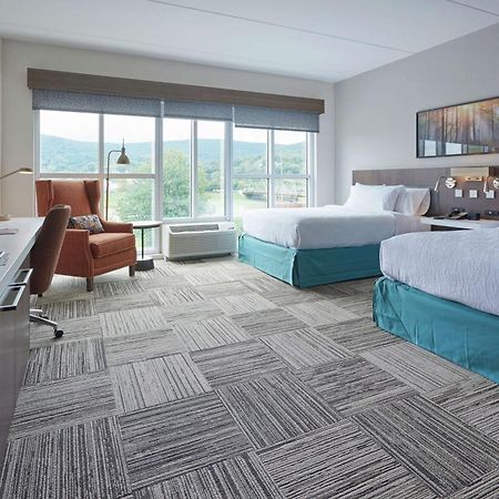Hilton Garden Inn Corning Downtown Exterior foto