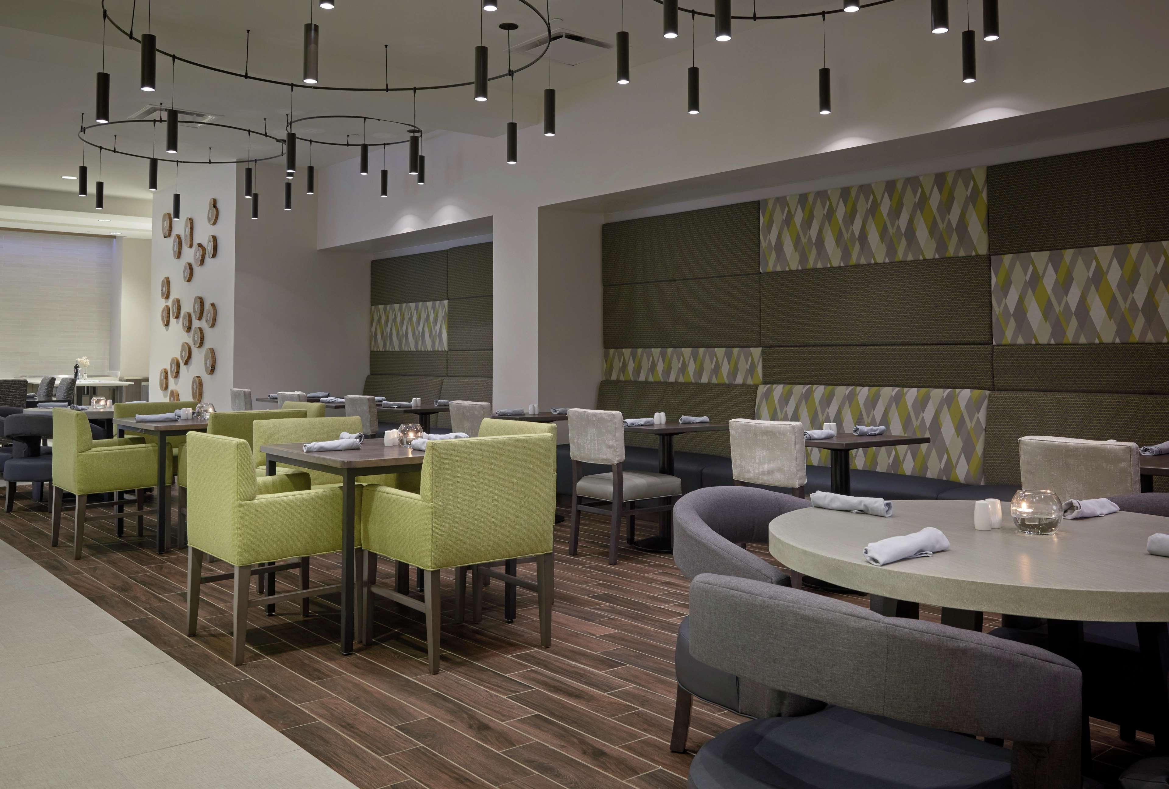 Hilton Garden Inn Corning Downtown Exterior foto