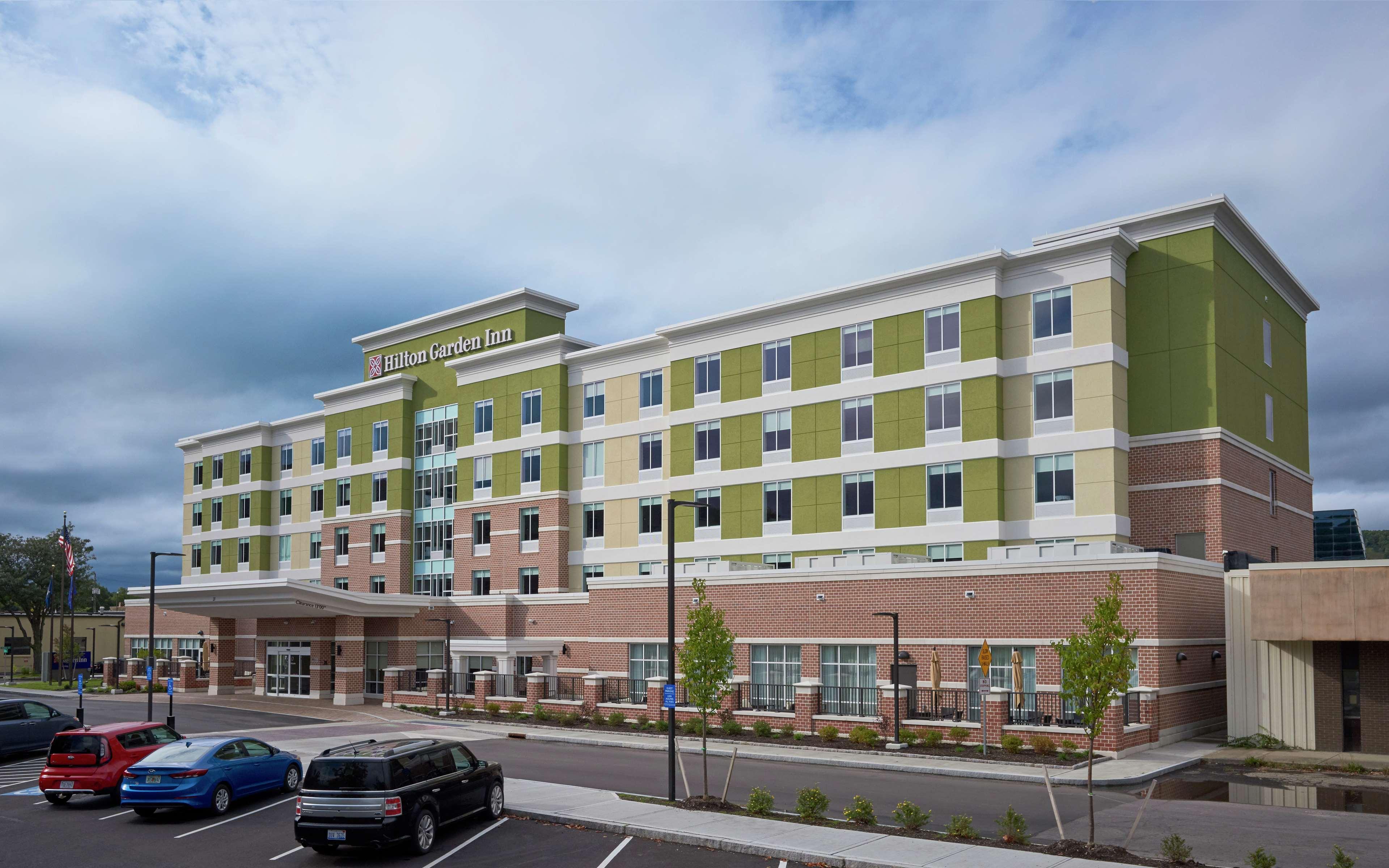Hilton Garden Inn Corning Downtown Exterior foto